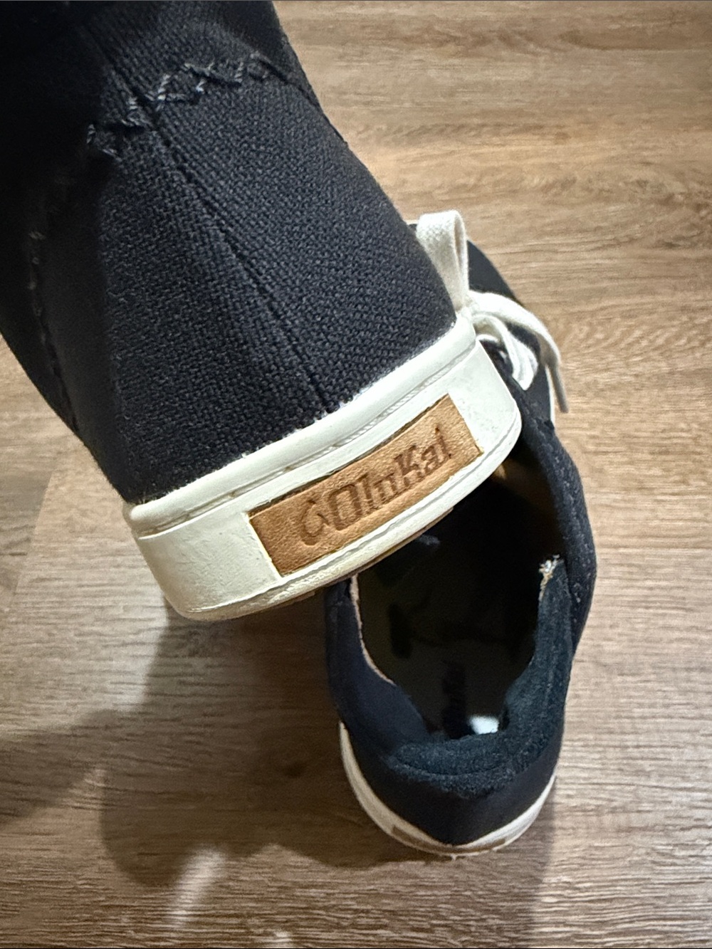Olukai Pilahi Women's High Top Sneaker, Side Zip, Black, Size 9 - Picture 10 of 13